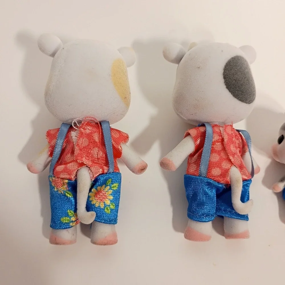 Honey Bee Acres‎ Cloverberrys Cow Family Set of Four Small Toys